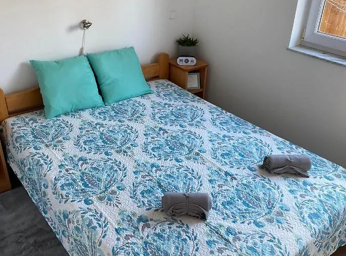 Апартаменты Chestnut Hill- *