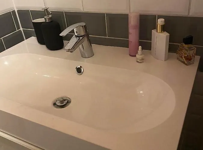 Chestnut Hill- Залакарош