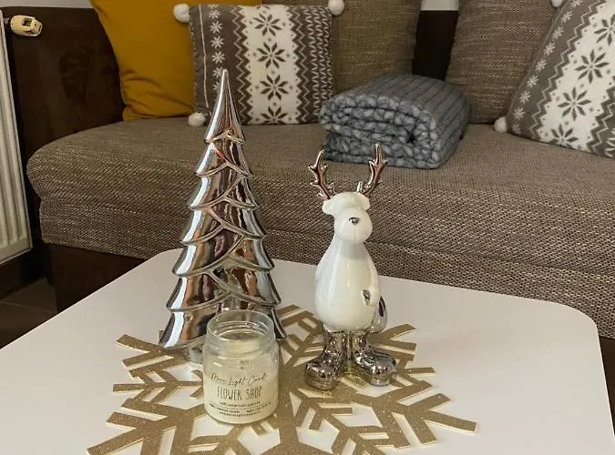 Chestnut Hill- * Залакарош